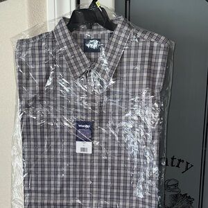 Wrangler Men's Gray and White Checkered Shirt
